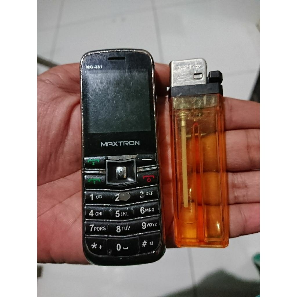 hp kecil mungil maxstron hp korek