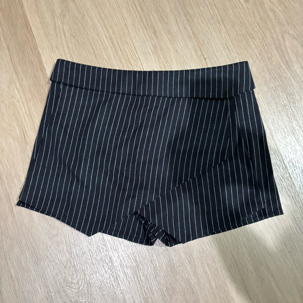 [PRELOVED] STRIPE PANTS TUEBELLLLL