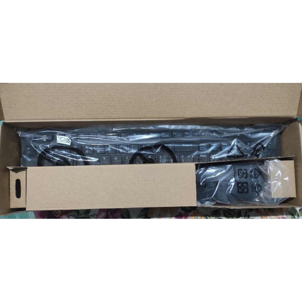 Mouse dan Keyboard Wireless DELL KM636