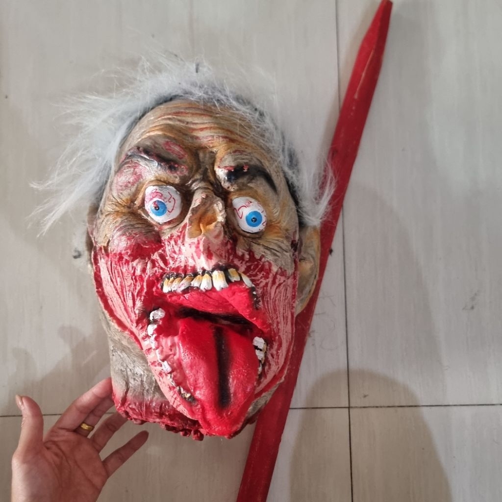 Promo Topeng Kepala Zombie Seram Realistis - Dekorasi Halloween / Kostum Horor / Hiasan Rumah Hantu