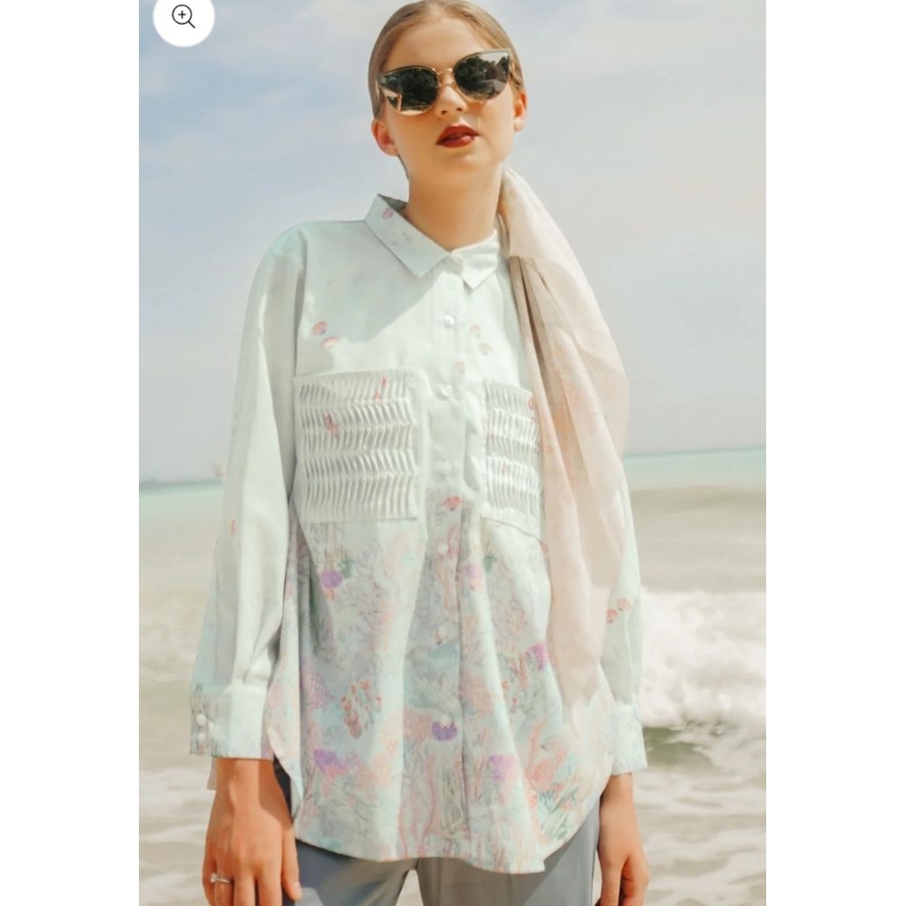 ‼️ SOLD ‼️ Benang jarum aquarielle shirt ( 950rb )