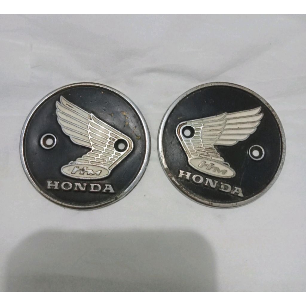 Emblem Tangki Honda S90 Emblem Tangki Honda Castrol Original