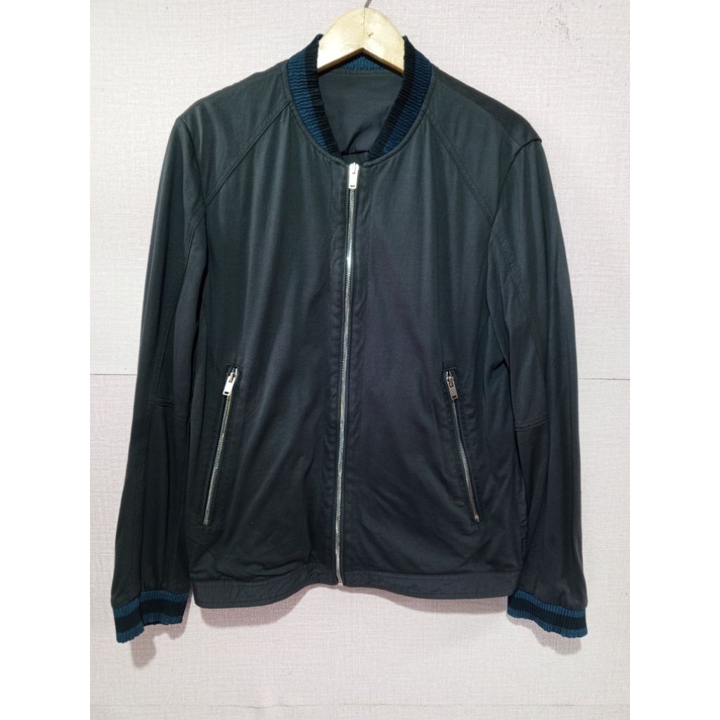 Baju Jacket Bomber ijo army branded size L second