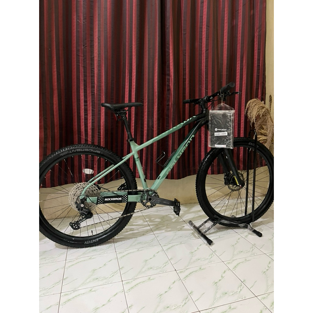 Xtrada 6 size M 27,5