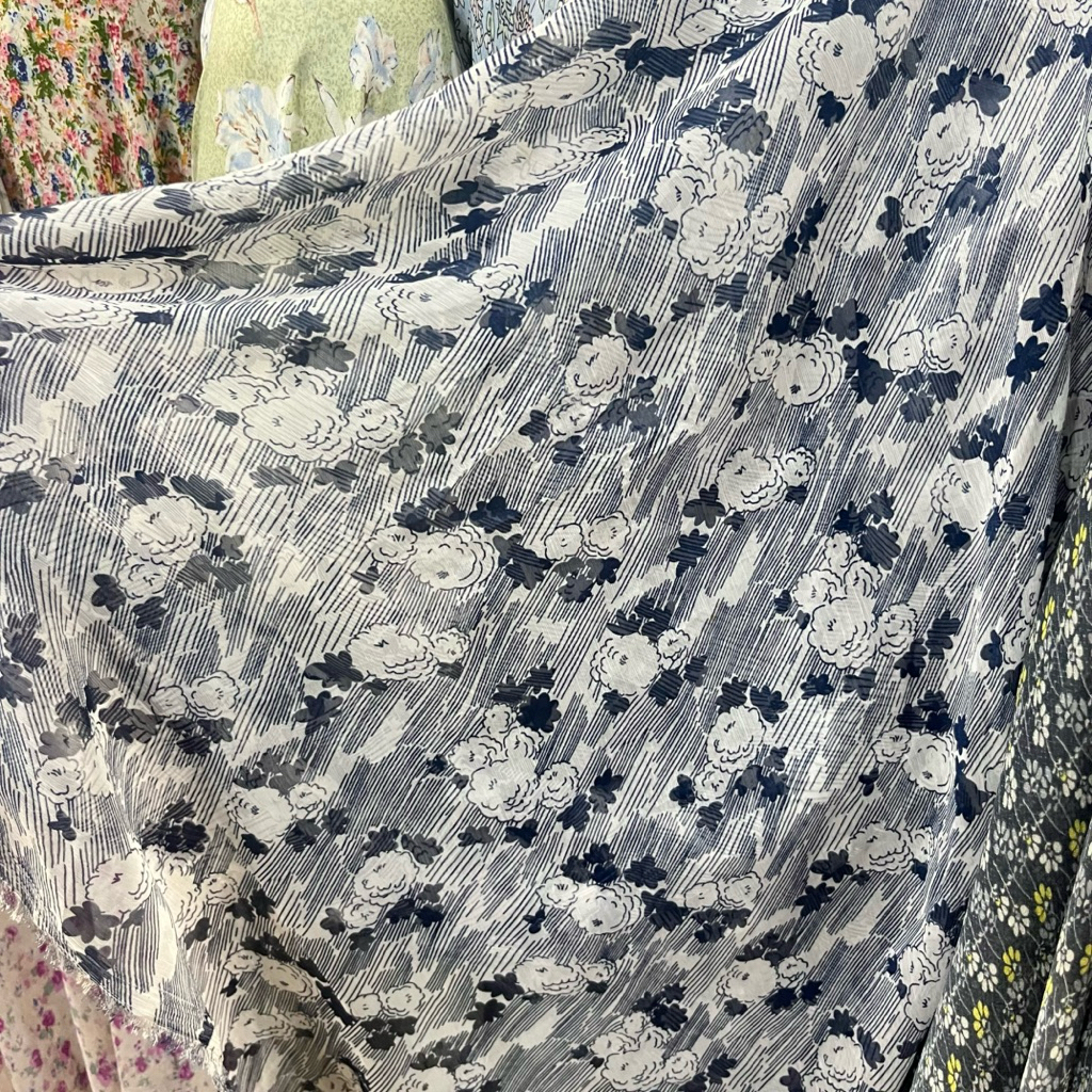 kain sifon sutra motif bunga bahan gamis halus lembut