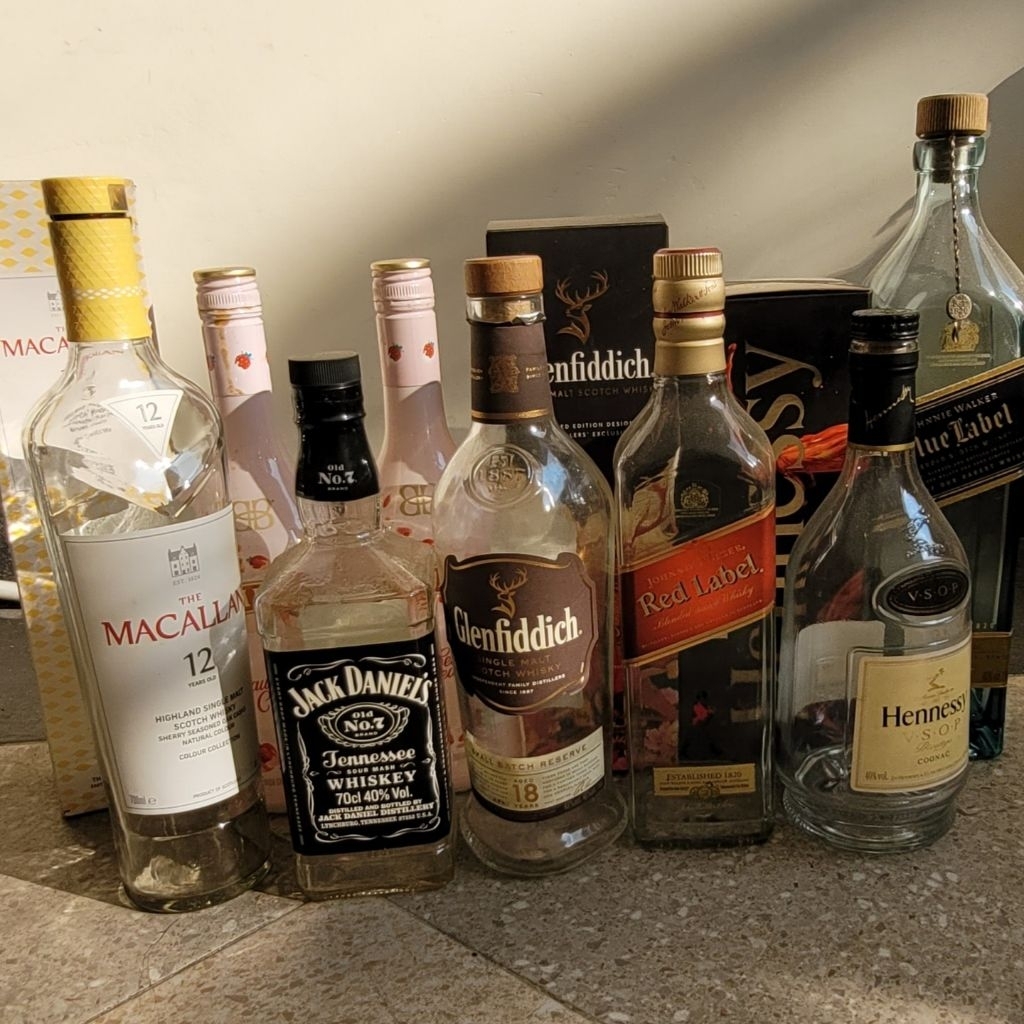 BOTOL HIAS / BOTOL BEKAS MINUMAN / DEKORASI MEJA BAR / HIASAN MEJA / BOTOL PAJANGAN / WINE BOTTLE