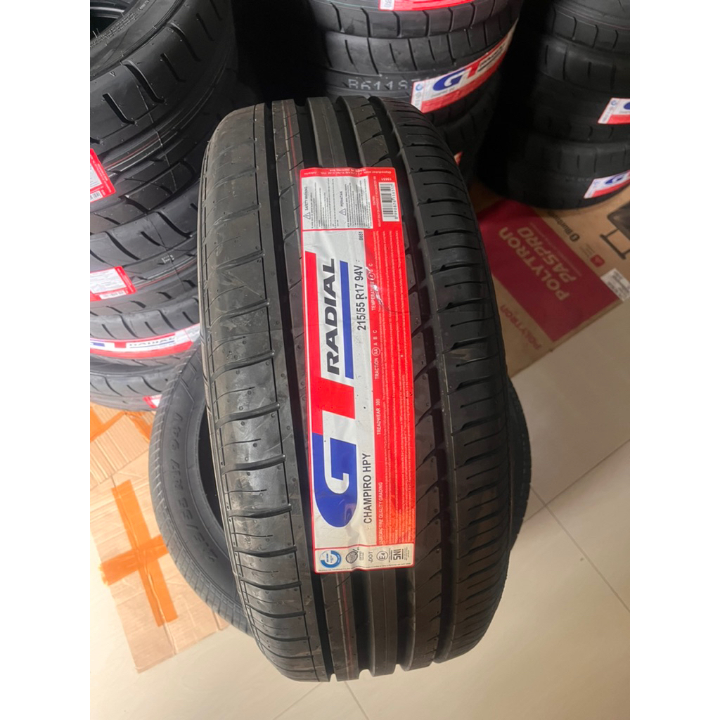 GT RADIAL CHAMPIRO HPY 215 55 17