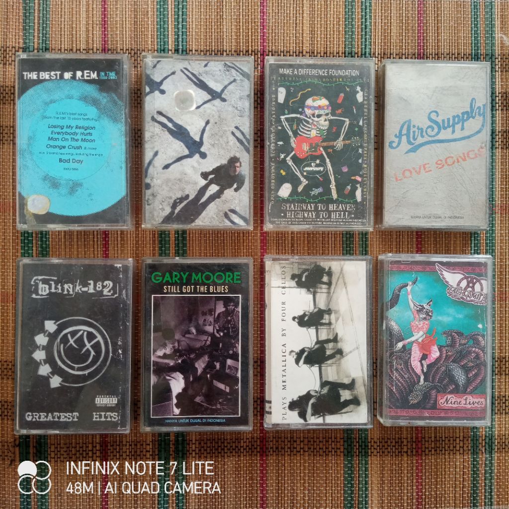 CASSETTE TAPE KASET PITA . The Best of R.E.M . Muse . Stairway to heaven . Air Supply . Blink 182 . 