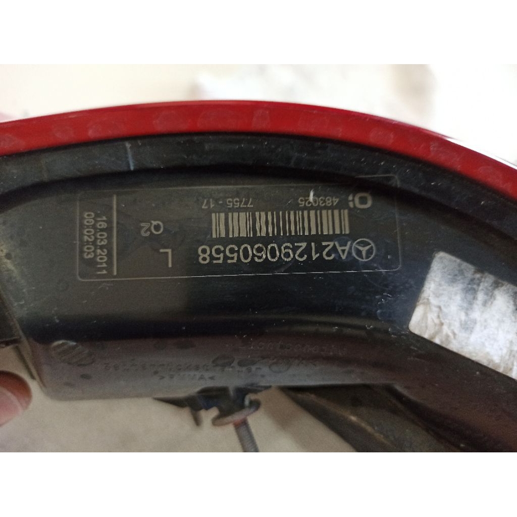 stop lamp mercedes benz w212 th 2010 LH original