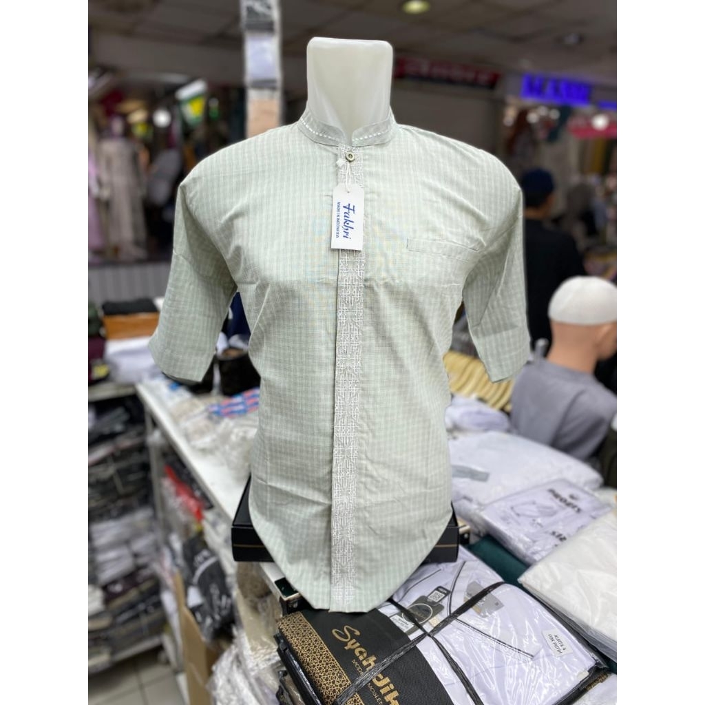 Kemeja Koko Muslim Pria Lengan Pendek Hijau Sage Bordir Katun Shirting India