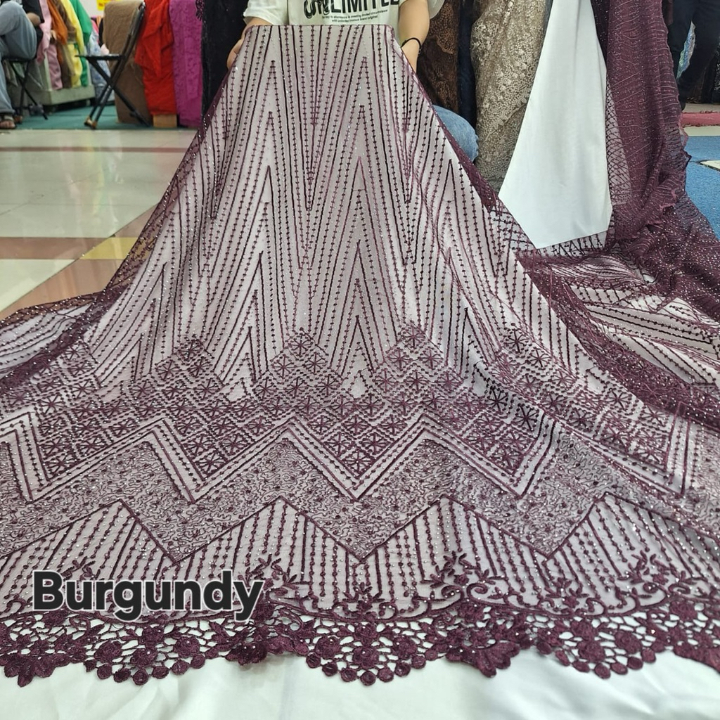 Bakal kain tulle zigzg chemicel full payet stune terbaru/bakal kebaya wanita