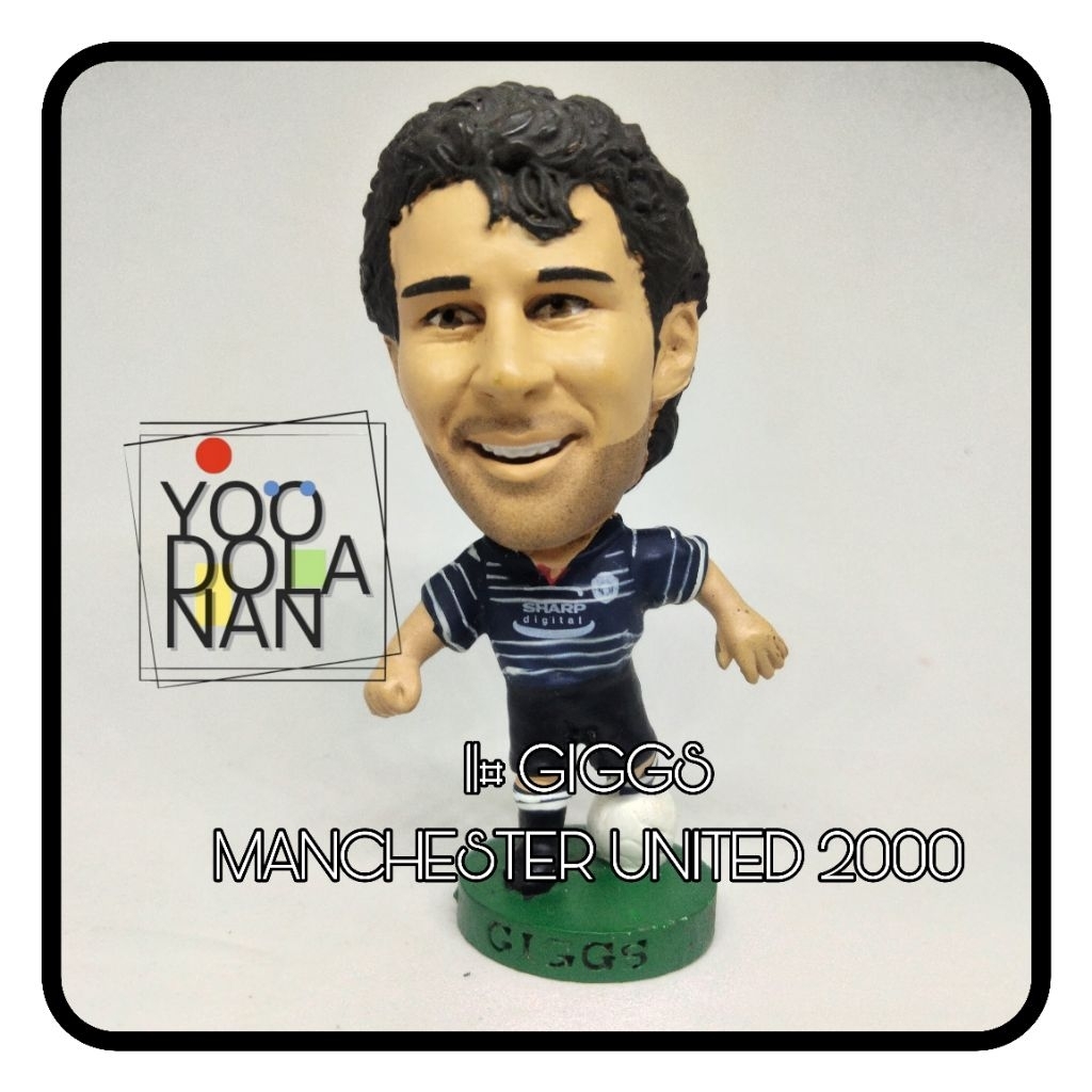 11# GIGGS - MANCHESTER UNITED 2000 CORINTHIAN PROSTARS FIGURE PEMAIN BOLA