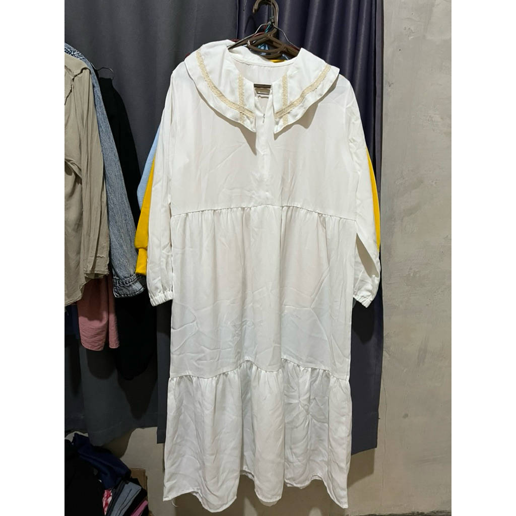preloved dress putih panjang