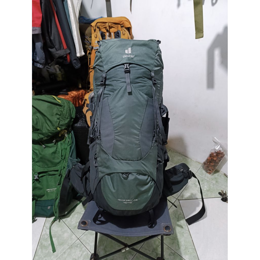 Carrier Deuter Aircotact Lite 40+10L Tas Gunung