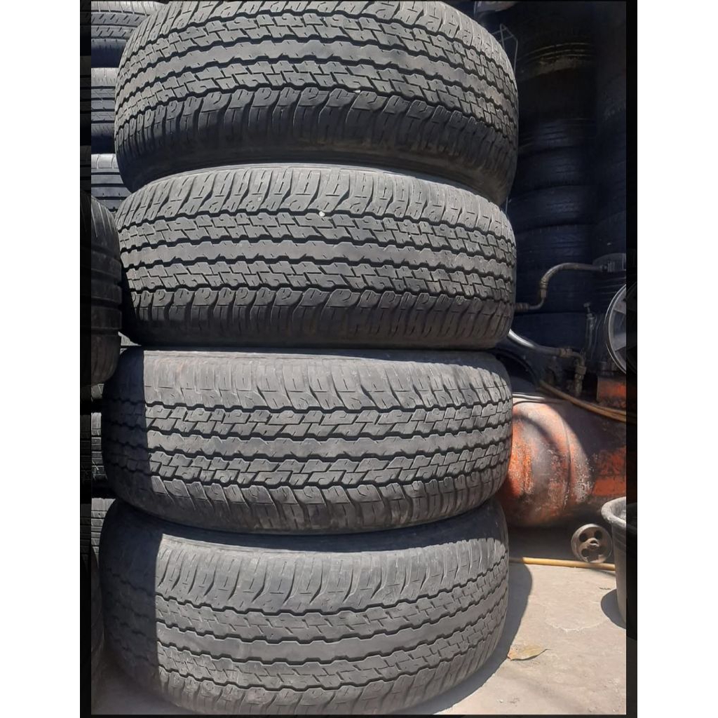 Ban Mobil Copotan Pajero Ring 18 Merek Dunlop Ukuran 265/60 R18 Second Tubles