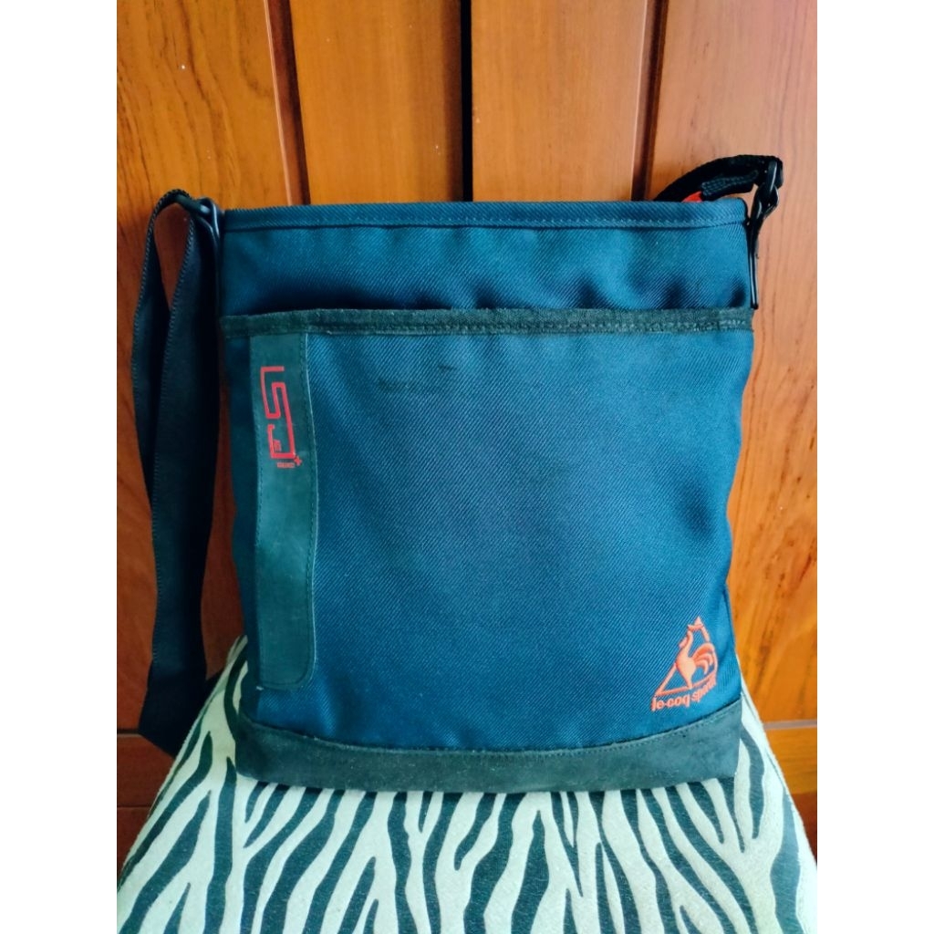 tas selempang slingbag le Coq  sportif