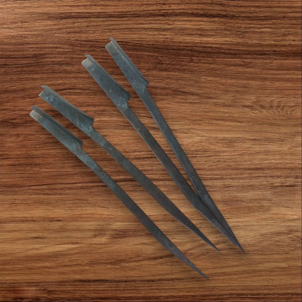 pisau sadap pohon karet model dorong, alat panen getah karet