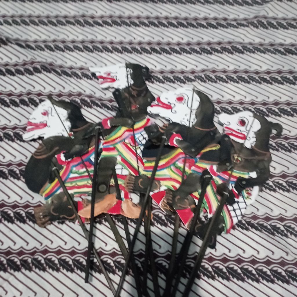 Paket Murah Punokawan/Punakawan WAYANG kulit kertas mainan itinggi wayang 45cm ukuran standar pentas