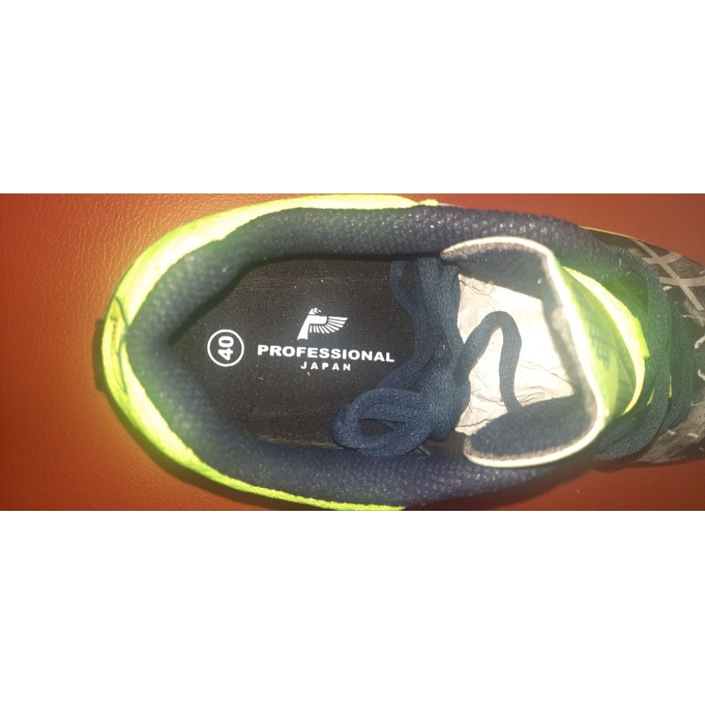 sepatu badminton PROFESSIONAL