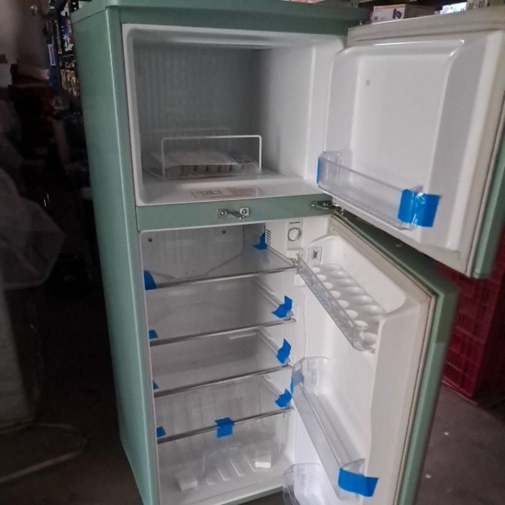 Kulkas 2 Pintu sharp