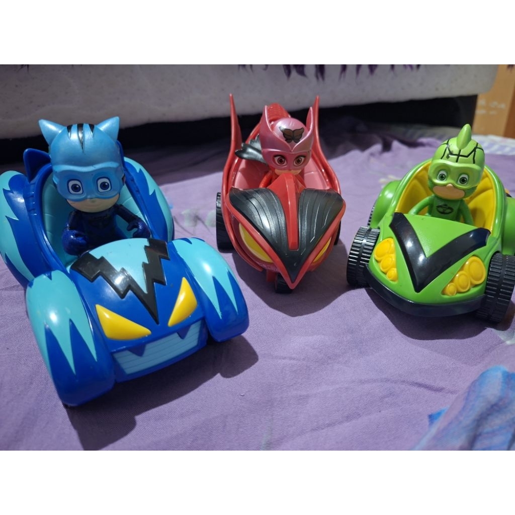 preloved pj mask mobil/car