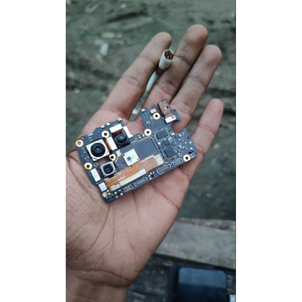 Mesin mi 11 lite 8/128gb matot(tanpa kamera)