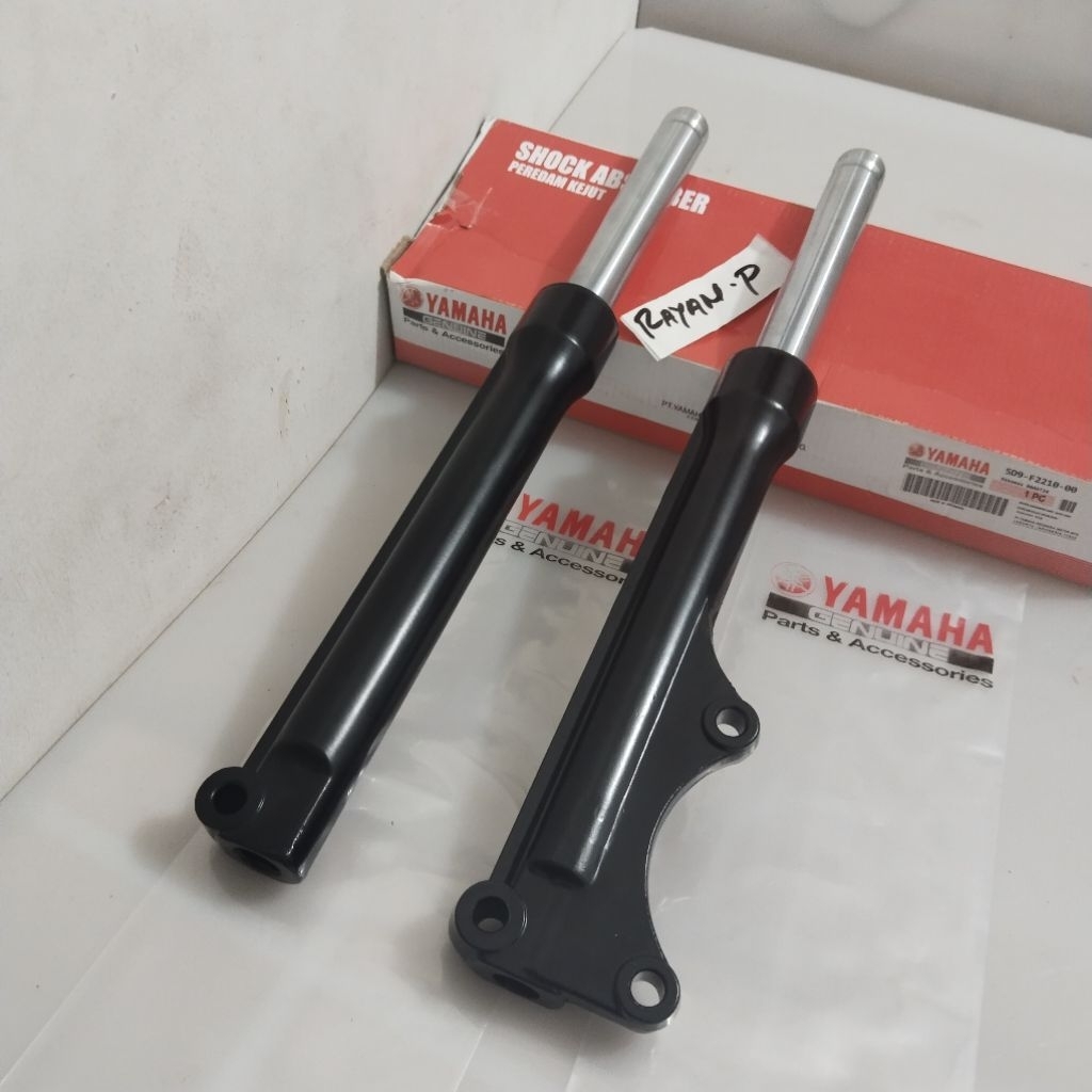 Shock Depan 1Set Kanan kiri Mio M3 Mio M3 Mio M3 Sepasang Tahun 2016