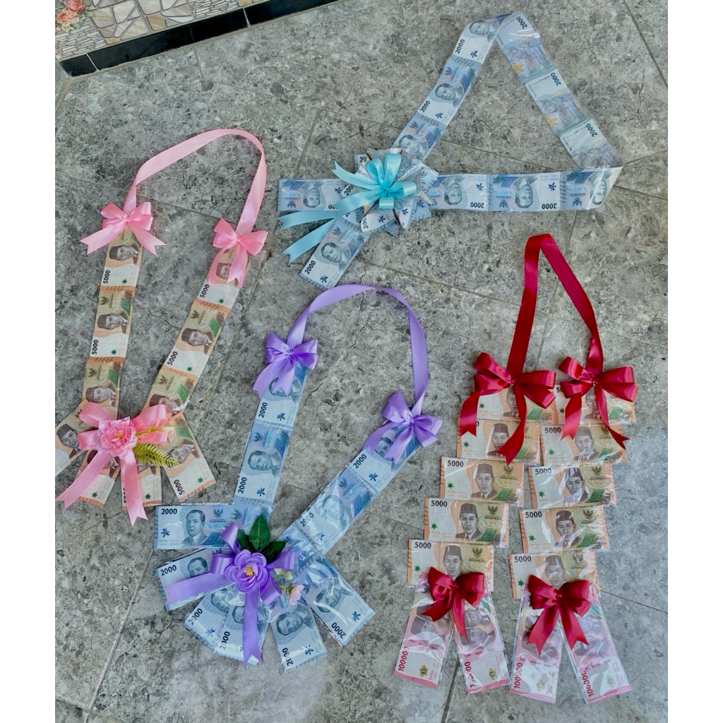 Slempang Uwang Karnaval , Uwang Asli Kalung Karnaval