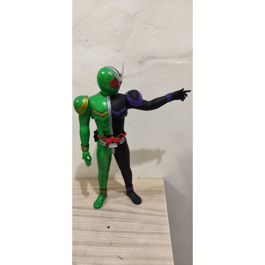 BIG SOFUBI KAMEN RIDER JOKER LOOSE.