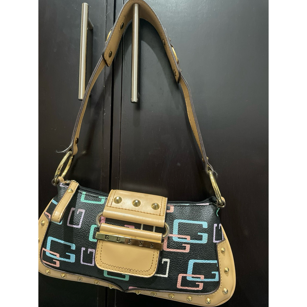 small bag guess motif