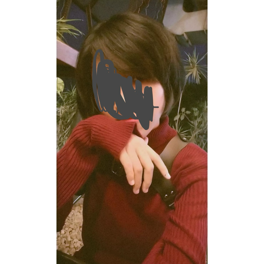 Ada wong kostum preloved