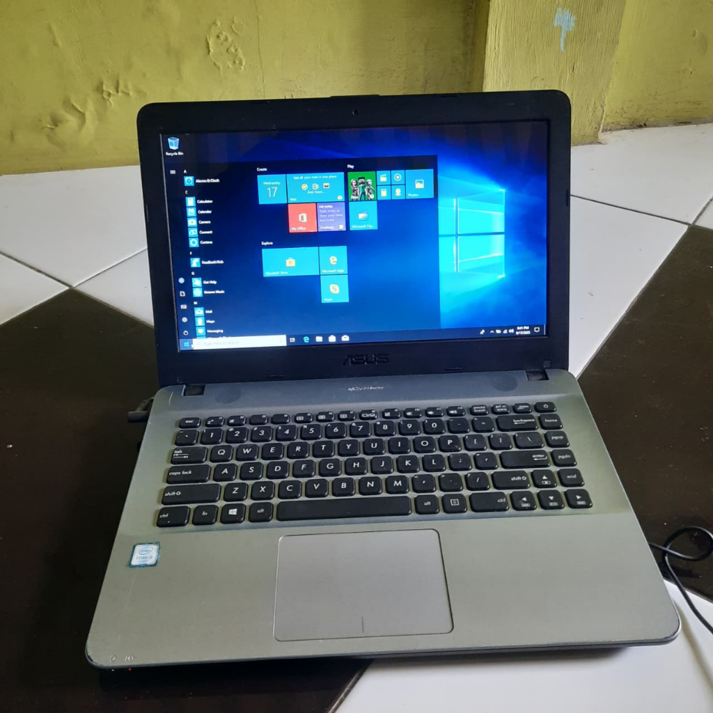 Laptop Asus X441U X441UA Intel Core i3-6006u RAM 4GB HDD 500GB