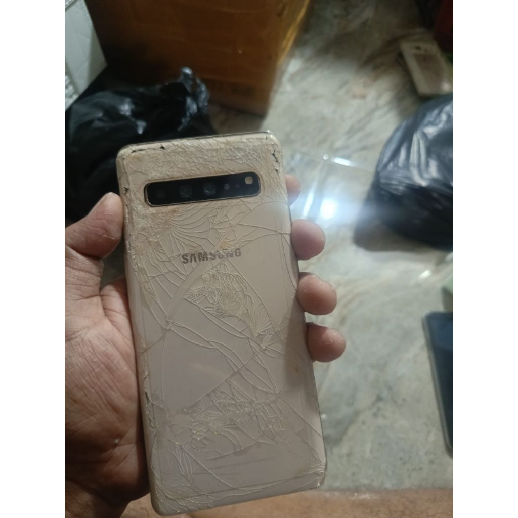 samsung s10 plus 5g minus