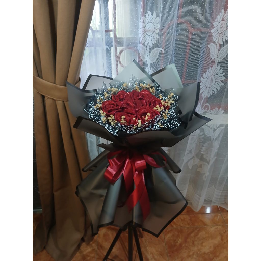 

BUKET BUNGA PITA SATIN GLITTER BABY BREATH 7 TANGKAI