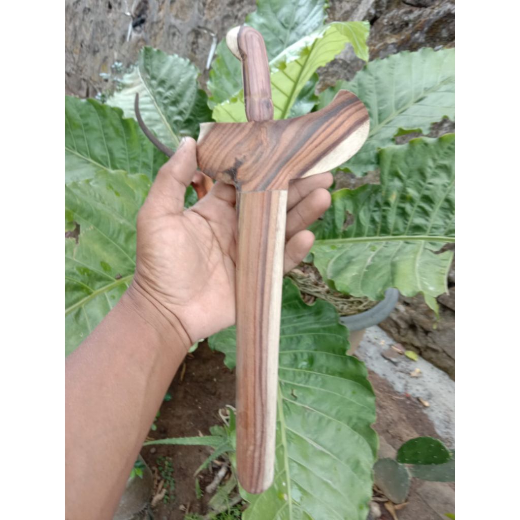 warangka gayaman solo sono keling patrem mentah