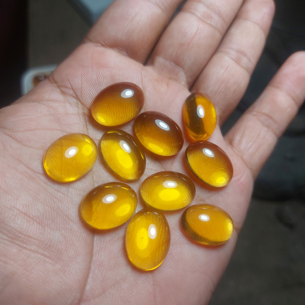 MATA CINCIN BATU KINYANG AIR WARNA KUNING