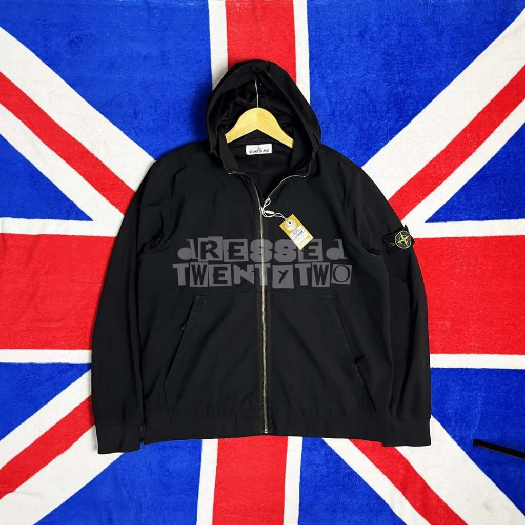 STONE ISLAND 43427 SOFTSHELL JACKET BLACK SIZE 2XLARGE PRELOVED