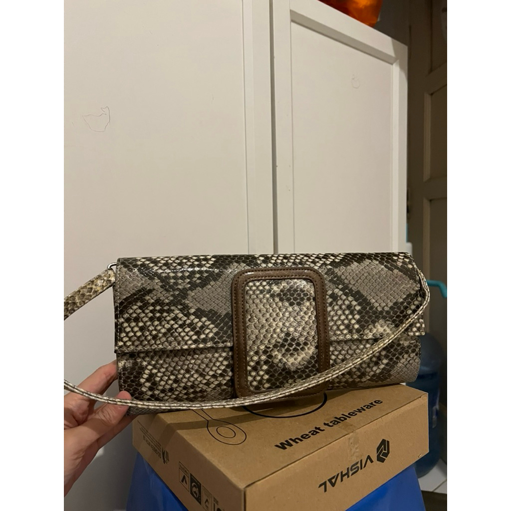 Dima Borsa Clutch Bag