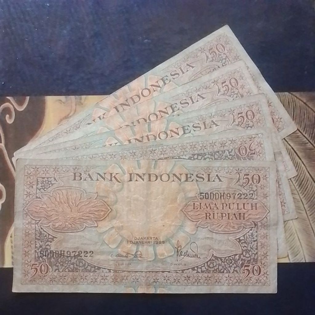 UANG KUNO ASLI 100 RUPIAH BUNGA TAHUN 1959