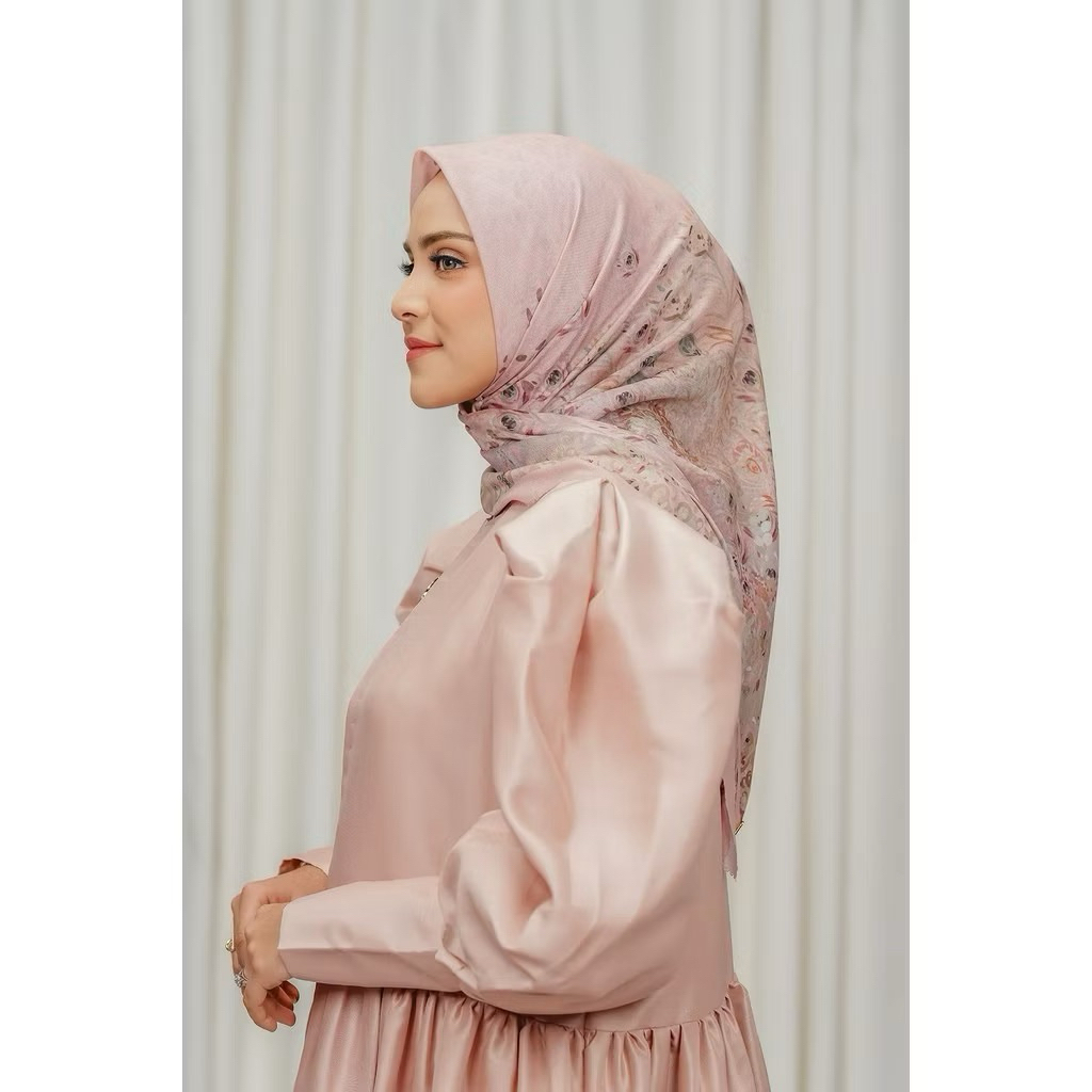 BUTTONSCARVES EDERRA SERIES VOAL REGULER