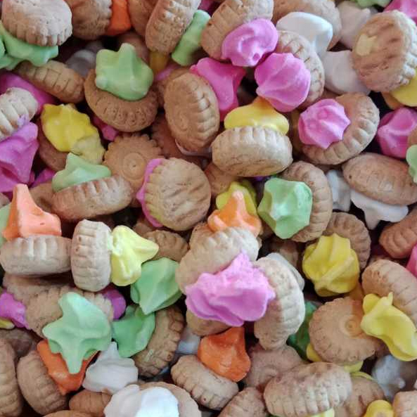 

SNACK MANIS GEM BUNGA/GEM ROSE/BISKUIT KEMBANG GULA CAMILAN KILOAN