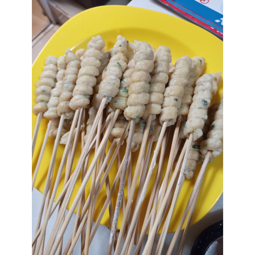 

Homemade Sempol Spiral, dibuat dengan bahan premium tanpa kulit tanpa gajih & tanpa MSG. pengiriman dari surabaya