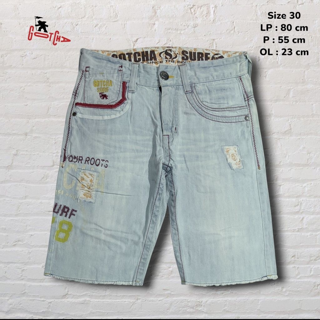 Size 30 Celana Pendek Jeans Gotcha Surf vtg Light Blue Washed Fading Ripped Original Second Preloved