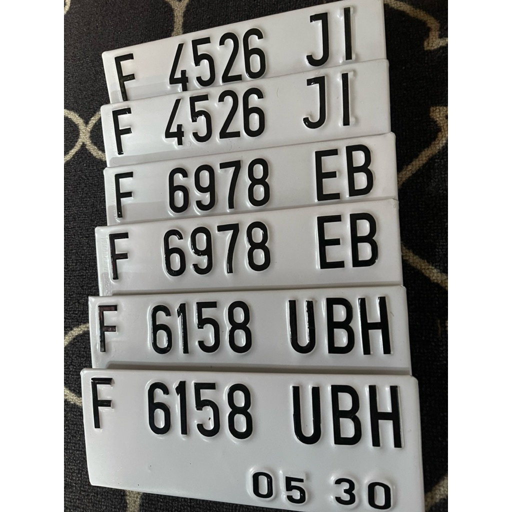 plat nomor motor costum