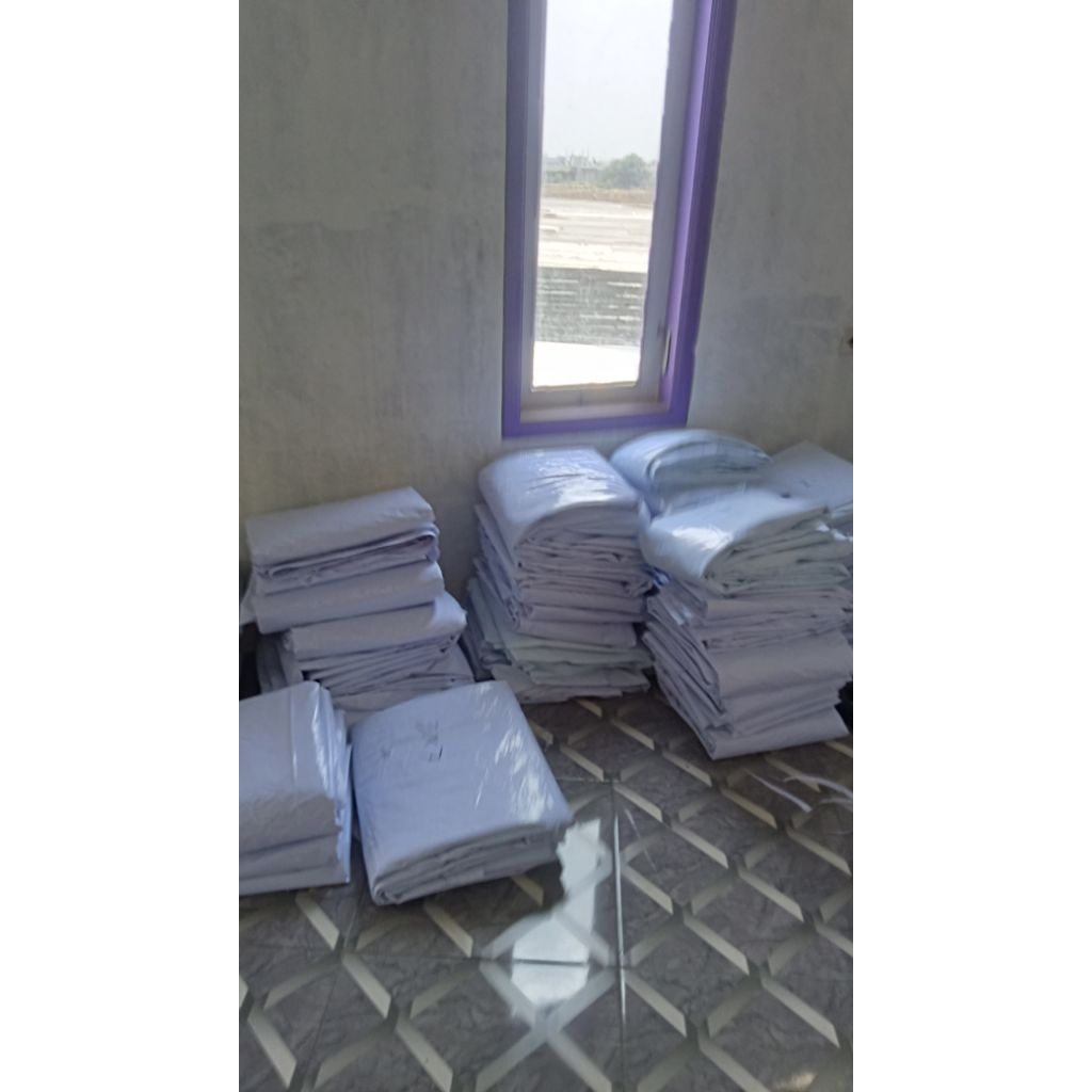 BANNER PUTIH POLOS 3x7