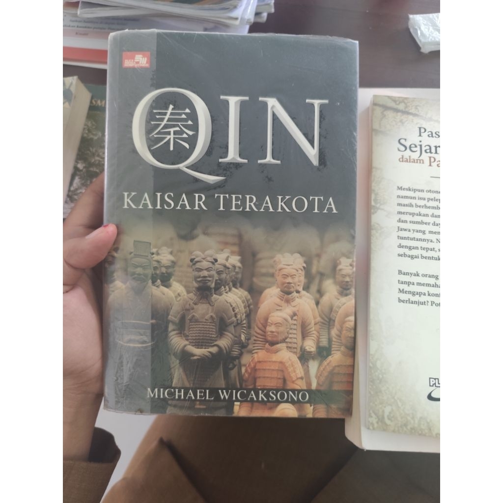 Buku Sejarah Qin "Kaisar Terakota"
