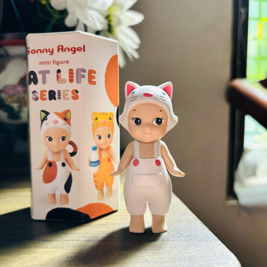 SONNY ANGEL CAT LIFE SERIES (BLACK)