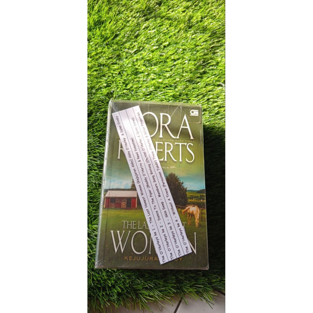 Novel Nora Roberts (Dapat 4 Buku Novel)
