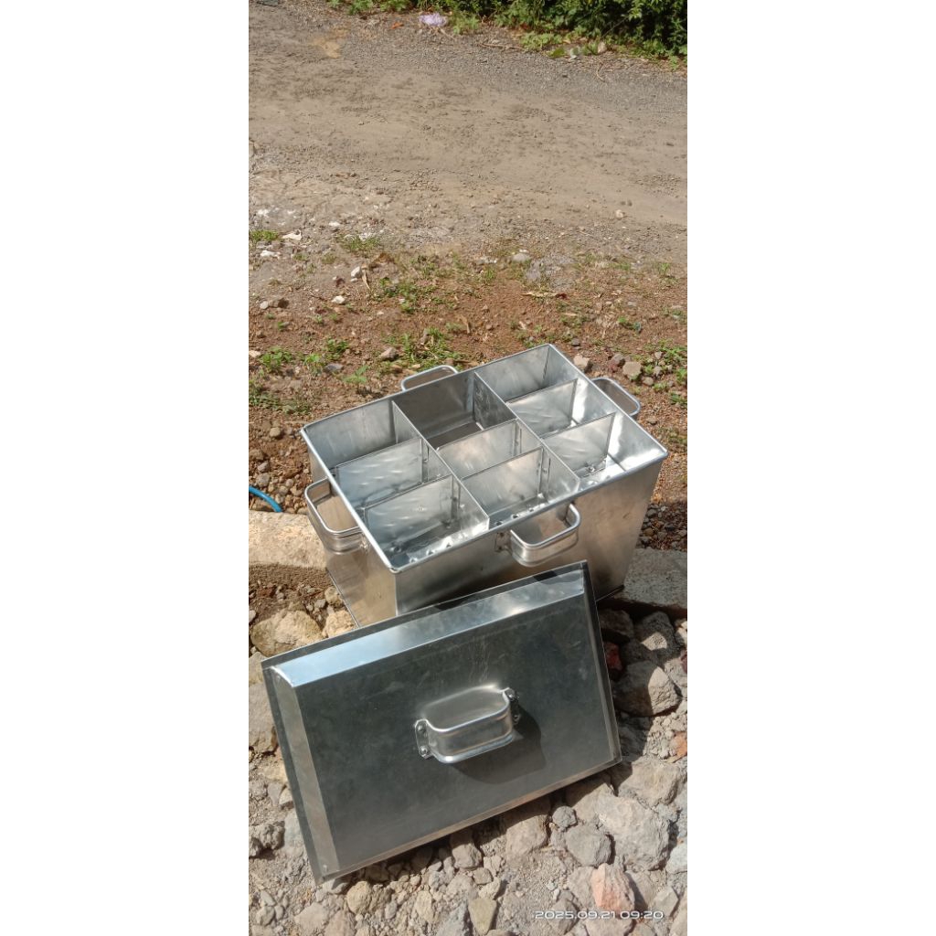 Dandang kotak sekat 8