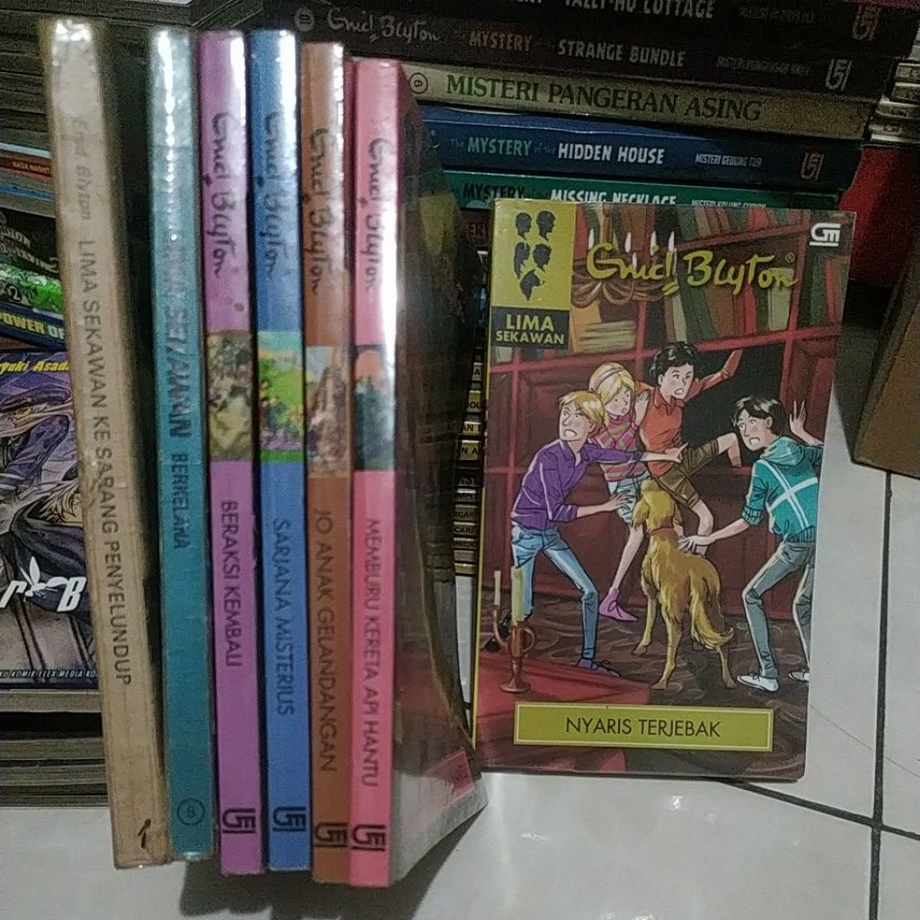 novel preloved set lima sekawan enid blyton